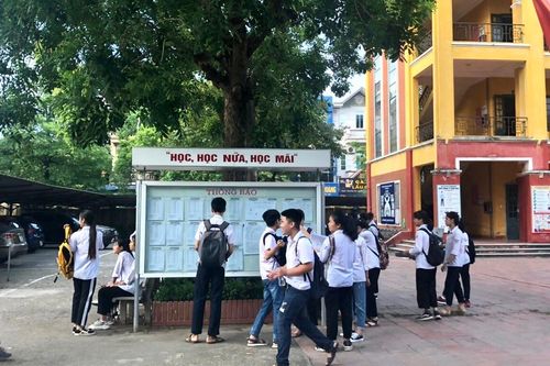 Trường THPT Chuyên Ngoại ngữ công bố lịch thi vào lớp 10 năm 2021