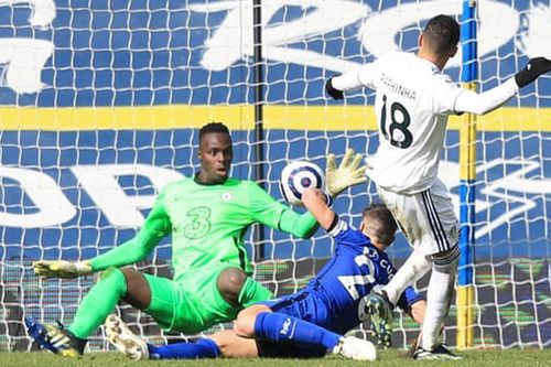 Leeds hòa Chelsea 0-0