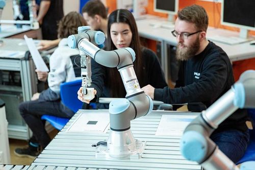 Công nghệ cobot ở châu Á phát triển nhanh