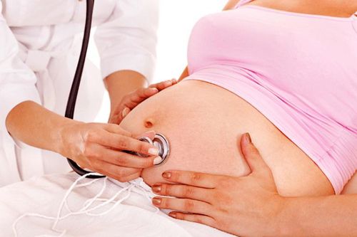 Khám thai phát hiện bệnh khó nói, mẹ chồng trừng mắt nhìn con dâu