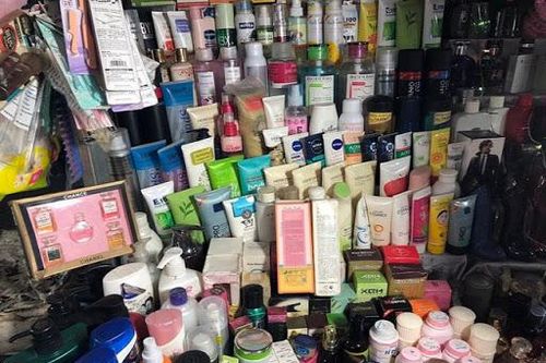 Đồng Nai: Bắt giữ cơ sở kinh doanh 3.000 sản phẩm mỹ phẩm giả sắp tuồn ra thị trường