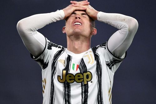 Juventus bán Ronaldo giá rẻ không tưởng