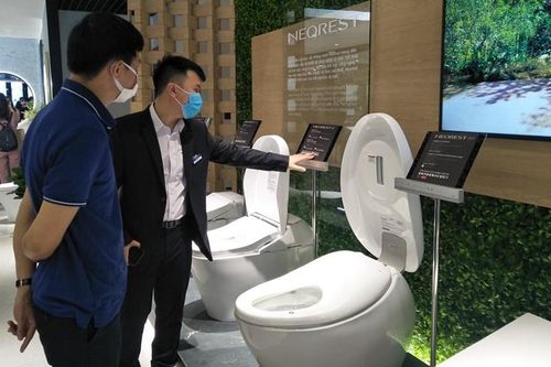 Trải nghiệm công nghệ hiện đại của TOTO tại showroom đầu tiên ở Hà Nội