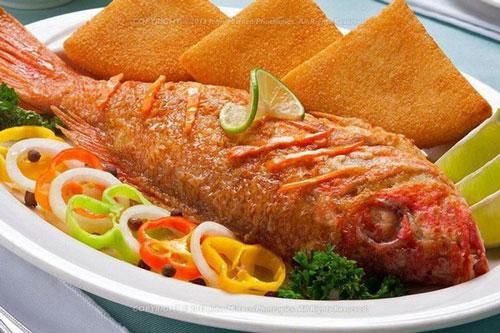 Kinh nghiệm rán cá vàng ruộm, giòn tan, ai cũng mê