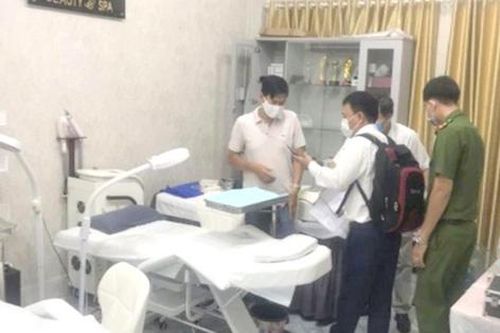 TPHCM: Cơ sở phẫu thuật thẩm mỹ không phép 'núp bóng' dịch vụ cắt tóc, gội đầu