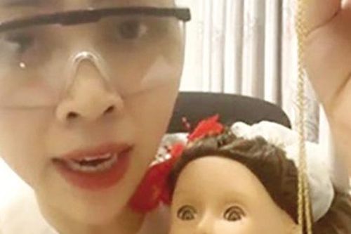 Từ clip 'xin vía' học giỏi từ búp bê: Cần loại bỏ tư tưởng mê tín dị đoan len lỏi vào học đường