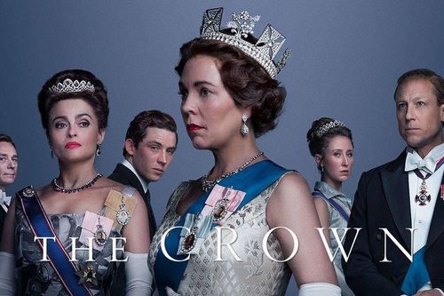Thời tới cản không kịp: Dân tình đổ xô đi xem 'The Crown' sau drama Hoàng gia Anh