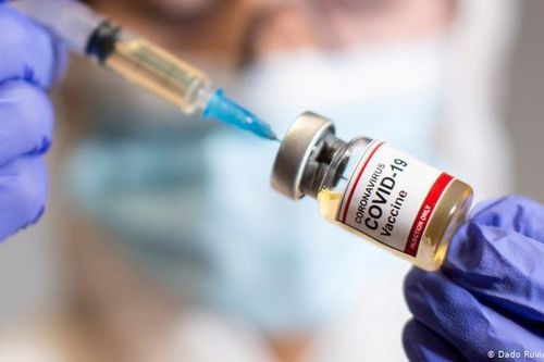 Vaccine Covid-19 giả trở thành 'vàng lỏng'