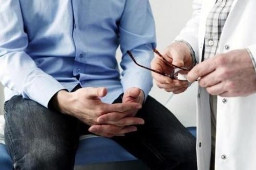 Người đàn ông mất một bên tinh hoàn do bị chẩn đoán nhầm