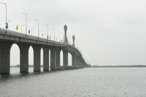 Thủ tướng cắt băng thông xe cầu Cửa Hội nối Nghệ An-Hà Tĩnh