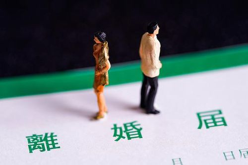 Lý do người phụ nữ 63 tuổi quyết định ly hôn chồng