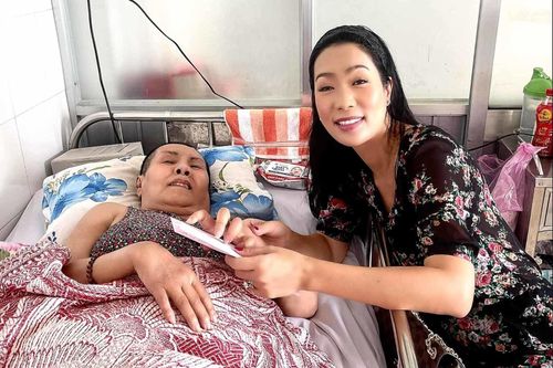 Trịnh Kim Chi kêu gọi hơn 400 triệu đồng ủng hộ nghệ sĩ Hoàng Lan