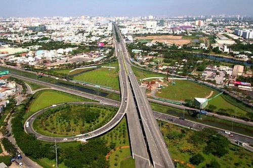 Gỡ điểm nghẽn kết nối giao thông giữa Long An và TP.HCM