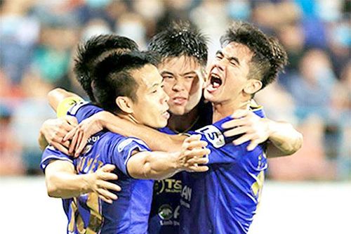 V.League trở lại, quân vương trở lại