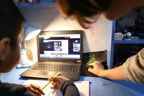 Trang bị kĩ năng sử dụng Internet an toàn cho trẻ em