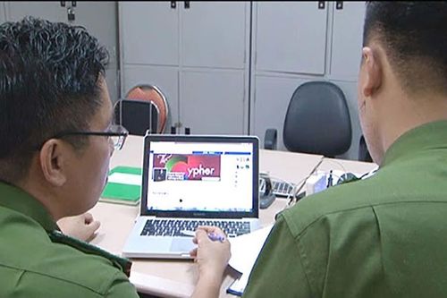 Tin người tình quen qua mạng, quý bà ở Sài Gòn bị lừa 2,5 tỷ đồng