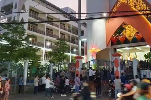 TP.HCM: Một thiếu niên 15 tuổi tử vong khi rơi từ trên lầu xuống đất