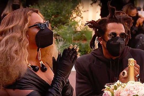 Lễ trao giải Grammys 2021: Taylor Swift, Dua Lipa, Harry Styles không ra về tay trắng