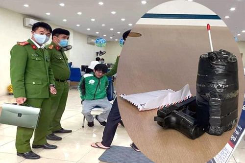 Bắt 'nóng' hung thủ dùng súng cướp ngân hàng