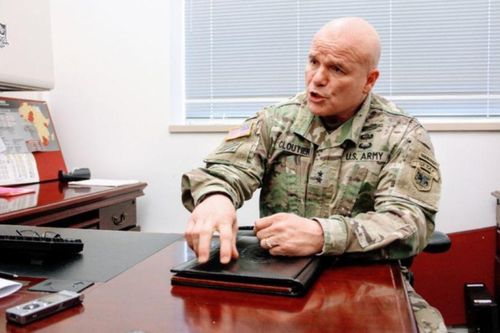Tướng NATO đến Donbass để hỗ trợ Ukraine nếu xảy ra xung đột?