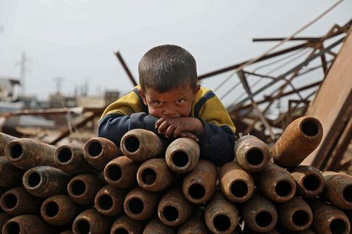 10 năm sau 'mưa bom bão đạn' ở Syria, cầu mong cuộc sống khác cho trẻ em