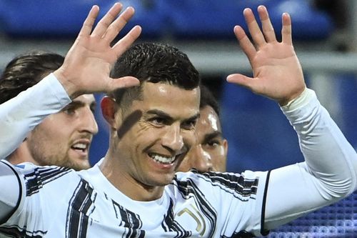 Lãnh đạo Juventus quay ngược thái độ với Ronaldo