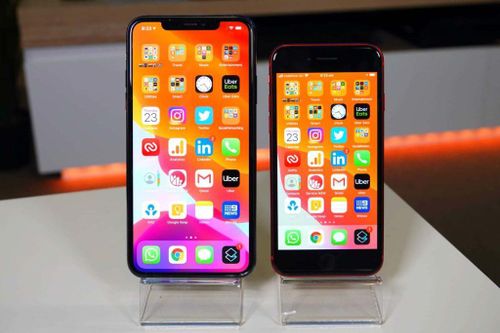 Cùng tầm giá, nên mua iPhone XS Max hay iPhone SE 2020?