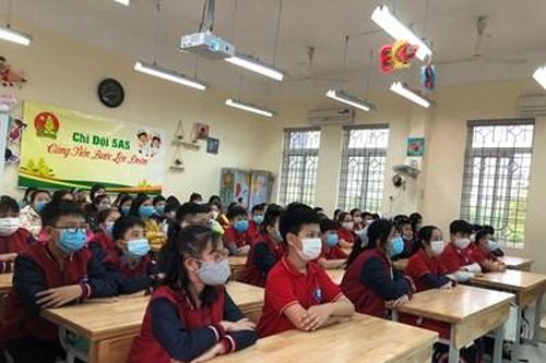 Học sinh có bị ảnh hưởng khi hai bộ sách giáo khoa 'biến mất'?