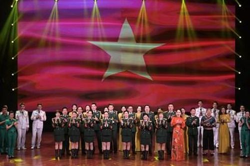 Còn vang mãi bài ca, điệu múa của những nghệ sĩ - chiến sĩ