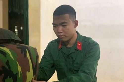 Vượt lên hoàn cảnh, tình nguyện nhập ngũ