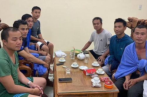 Tàu chở 1.500 tấn tro bay của Nhà máy Nhiệt điện Vĩnh Tân 2 chìm ở vùng biển Mũi Né