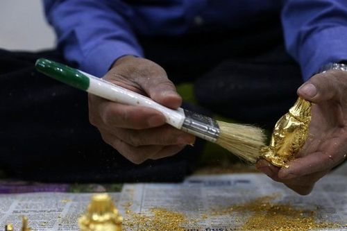 'Bật mí' về làng nghề dát vàng ở Hà Nội vừa được vinh danh