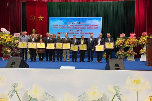 Chủ tịch Phan Xuân Dũng tham dự Đại hội Đại biểu Hội KH&CN Hàng không Việt Nam