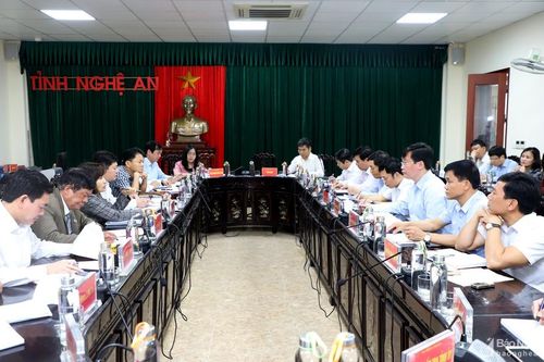 Chủ tịch UBND tỉnh Nguyễn Đức Trung tiếp công dân định kỳ tháng 3/2021
