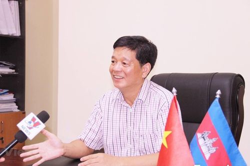 Campuchia: Chung tay cứu trợ bà con gốc Việt đang cách ly ở Kandal