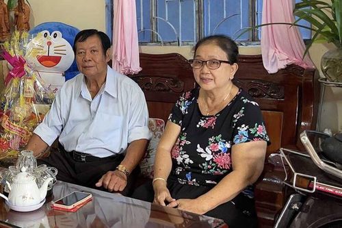 Mẹ Vân Quang Long lên tiếng đính chính sau tin đồn sử dụng tiền từ thiện để cờ bạc