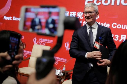 Tim Cook tham dự hội thảo phát triển Trung Quốc vào cuối tháng 3