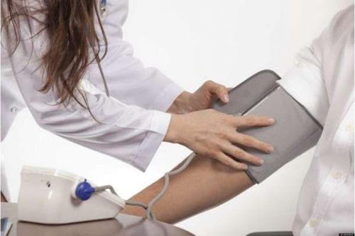 Những lưu ý khi đo huyết áp bạn cần phải biết để có kết quả đo chính xác nhất