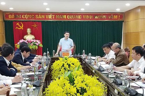Đồng chí Phó Chủ tịch UBND tỉnh làm việc tại huyện Vân Hồ và Mộc Châu