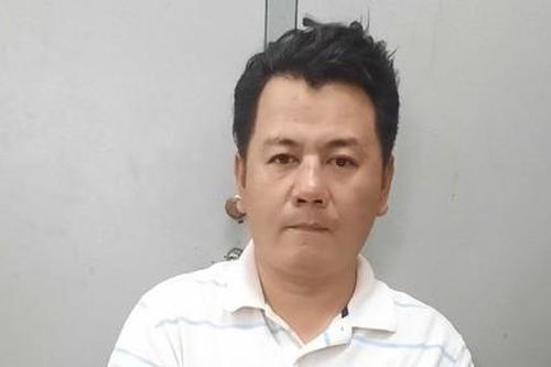 Nửa đêm đốt nhà hàng xóm vì camera chĩa sang nhà mình