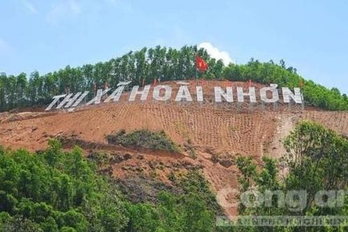 Khoét núi, phá cây để gắn tên 'Thị xã Hoài Nhơn'