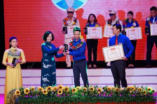 Công bố danh sách đề nghị xét trao Giải thưởng Lý Tự Trọng năm 2021