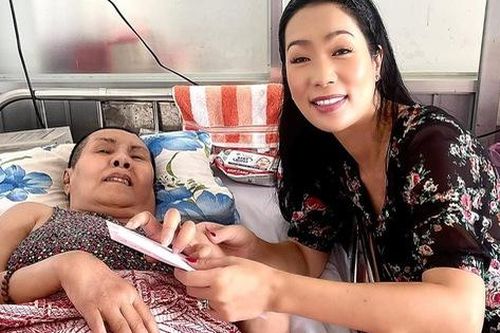 Trịnh Kim Chi lý giải số tiền 30 triệu đưa nghệ sĩ Hoàng Lan