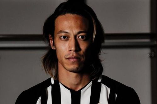 Tiền vệ lừng danh Keisuke Honda phiêu bạt sang CLB mới ít ai ngờ