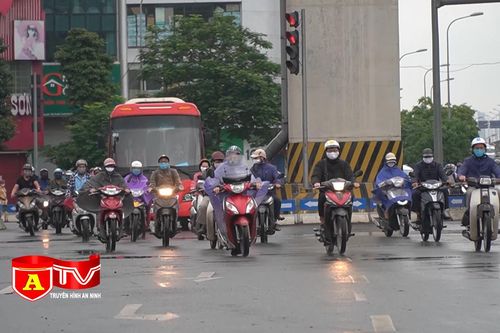 Hà Nội: Quán game, internet hoạt động lại từ 0h 16-3