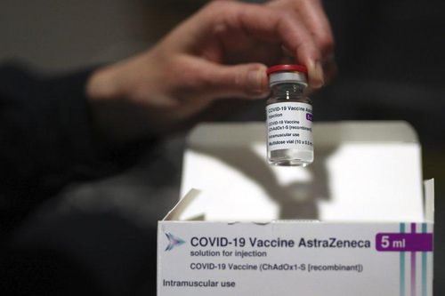 Tại sao nhiều quốc gia ngừng tiêm vaccine Covid-19 của AstraZeneca?