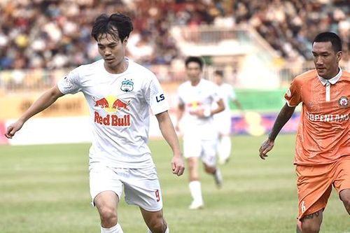 HAGL: Đỏ chưa chắc đã chín!