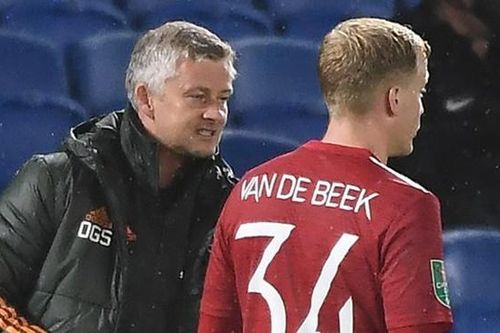MU: Van de Beek đã hết kiên nhẫn và muốn ra đi