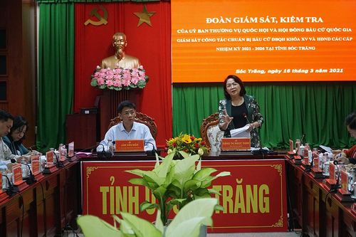 Phó Chủ tịch nước Đặng Thị Ngọc Thịnh kiểm tra công tác bầu cử tại Sóc Trăng