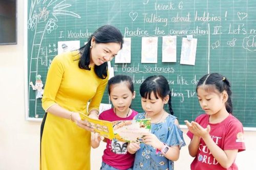 Tiêu chuẩn chức danh nghề nghiệp: Thăng hạng cần đi đôi với kỹ năng, kiến thức